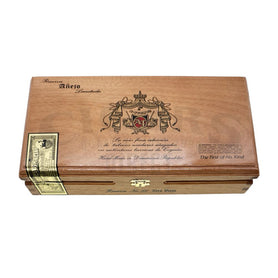 Arturo Fuente Anejo No.66 Double Robusto Closed Box