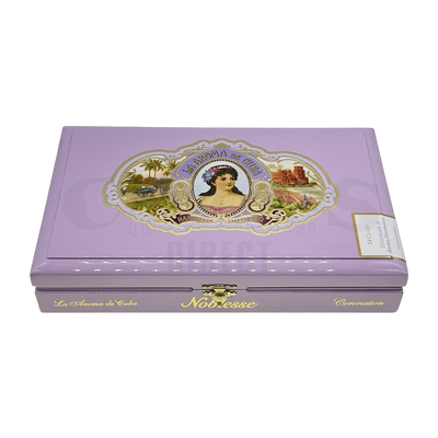 La Aroma de Cuba Noblesse Coronation Toro Closed Box