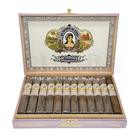 La Aroma de Cuba Noblesse Viceroy Torpedo Open Box