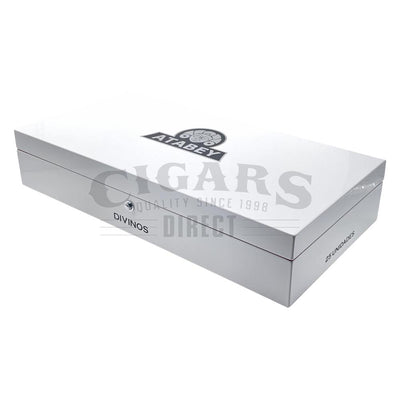 Atabey Divinos Short Robusto Closed Angled Box